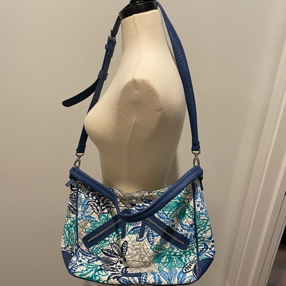 Vera Bradley Vivian Hobo Bag - Picture 3 of 8